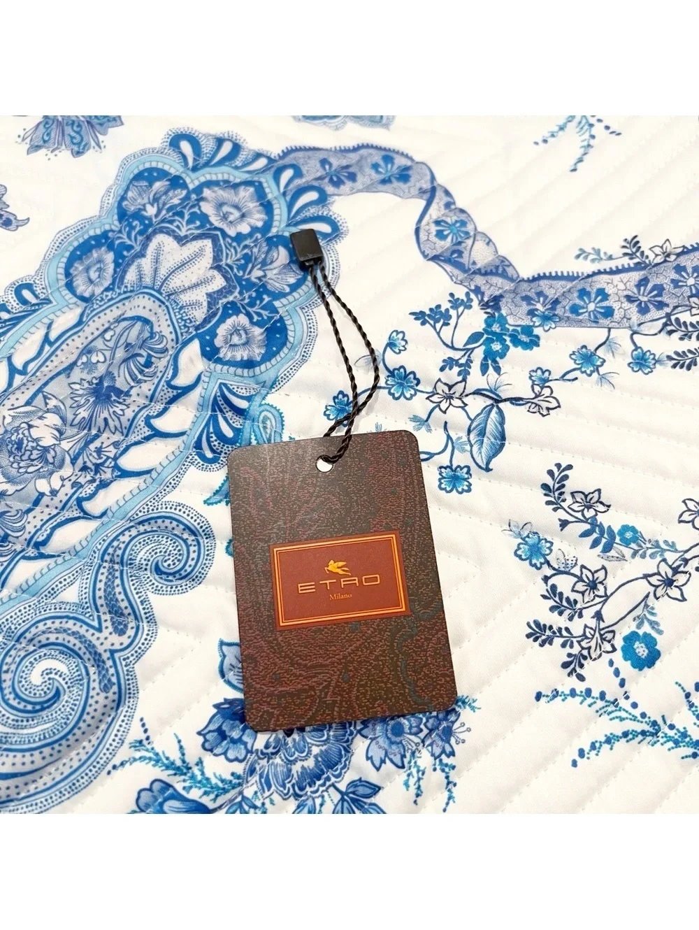 ETRO Home Loures Queen Quilted Bedspread, Paisley White & Blue, New with Tag